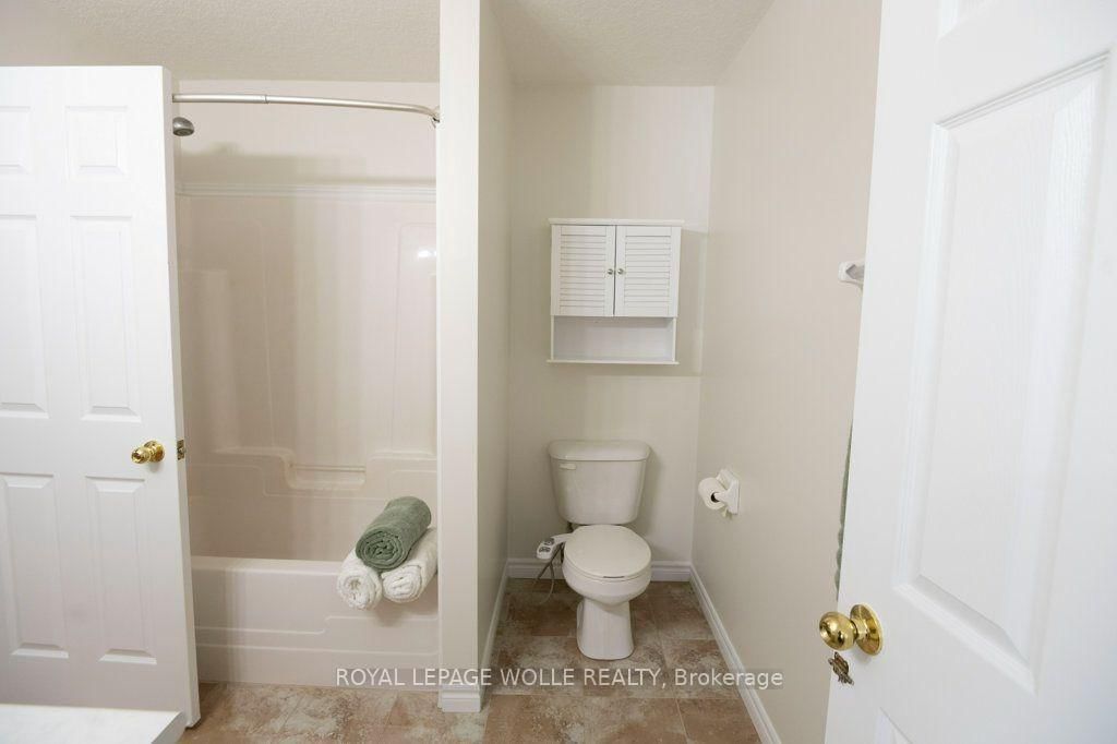 975 Strasburg Road • #3 • Kitchener, ON photo 23
