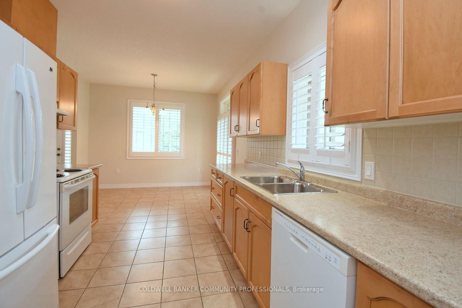 19 Stickland Lane • Hamilton, ON photo 18