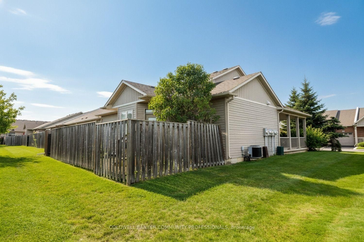 19 Stickland Lane • Hamilton, ON photo 44
