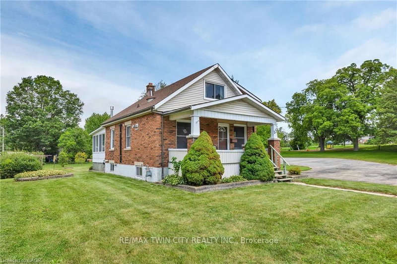 57 Bloomingdale Road N