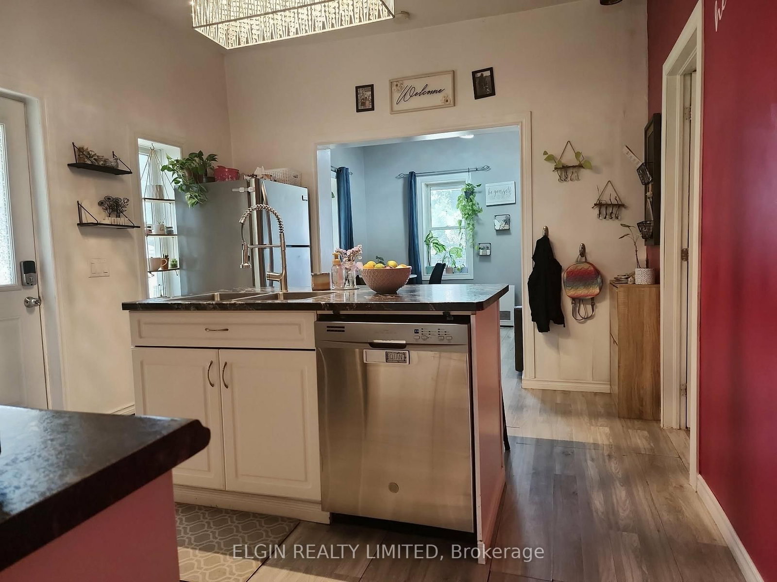 147 Victoria Street • Southwest Middlesex, ON photo 10