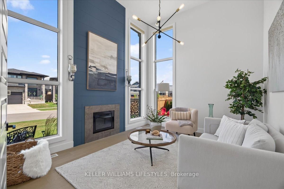 21 Locky Lane • Middlesex Centre, ON photo 6
