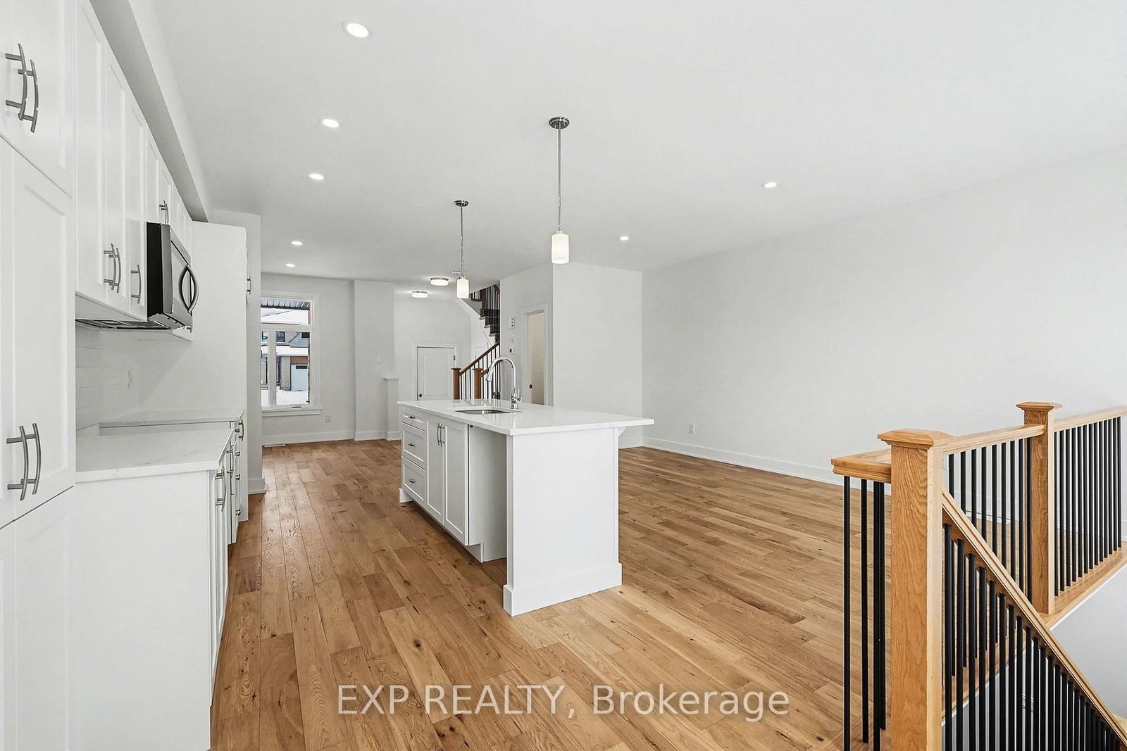 1186 Cope Drive • Ottawa, ON photo 8