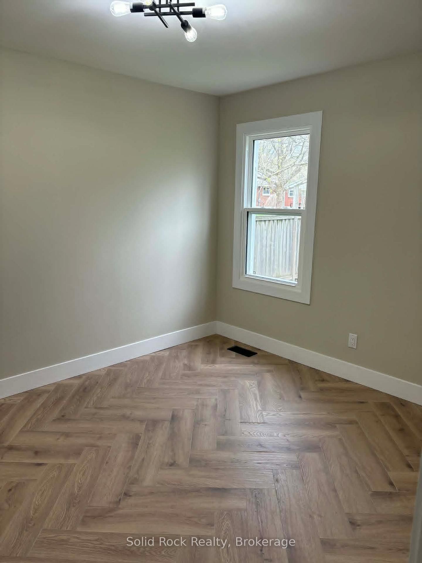 14 Linn Street • Limoges, ON photo 38