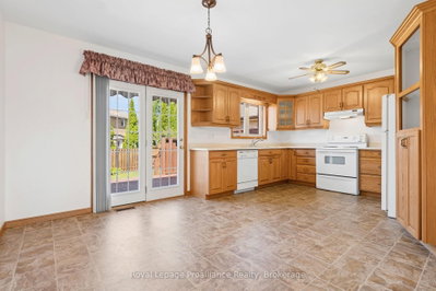 4 Wilmot Court • Belleville, ON photo 8