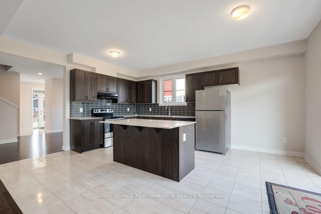 119 Hackamore Crescent • Richmond, ON photo 10