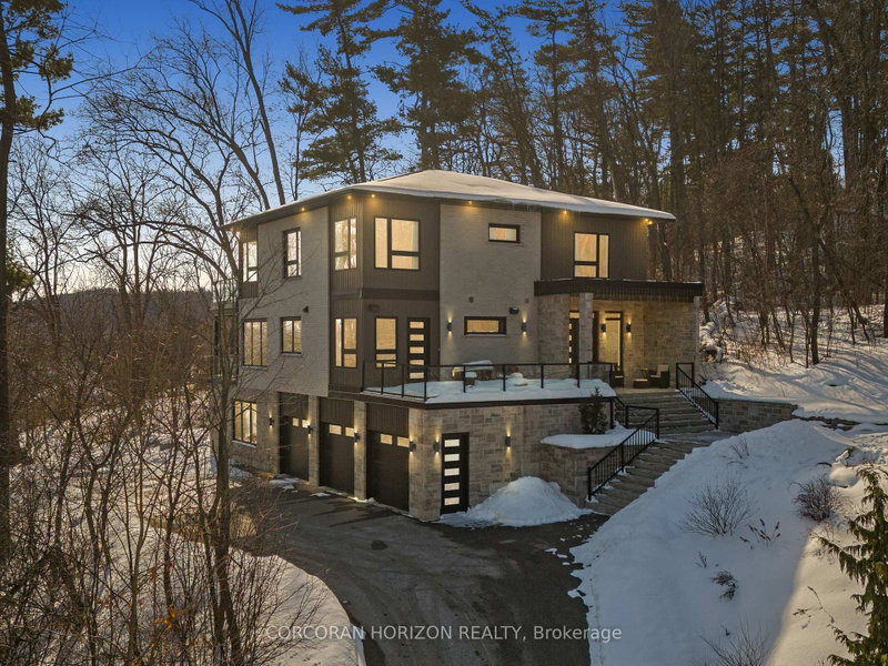 111 Grand Ridge Drive