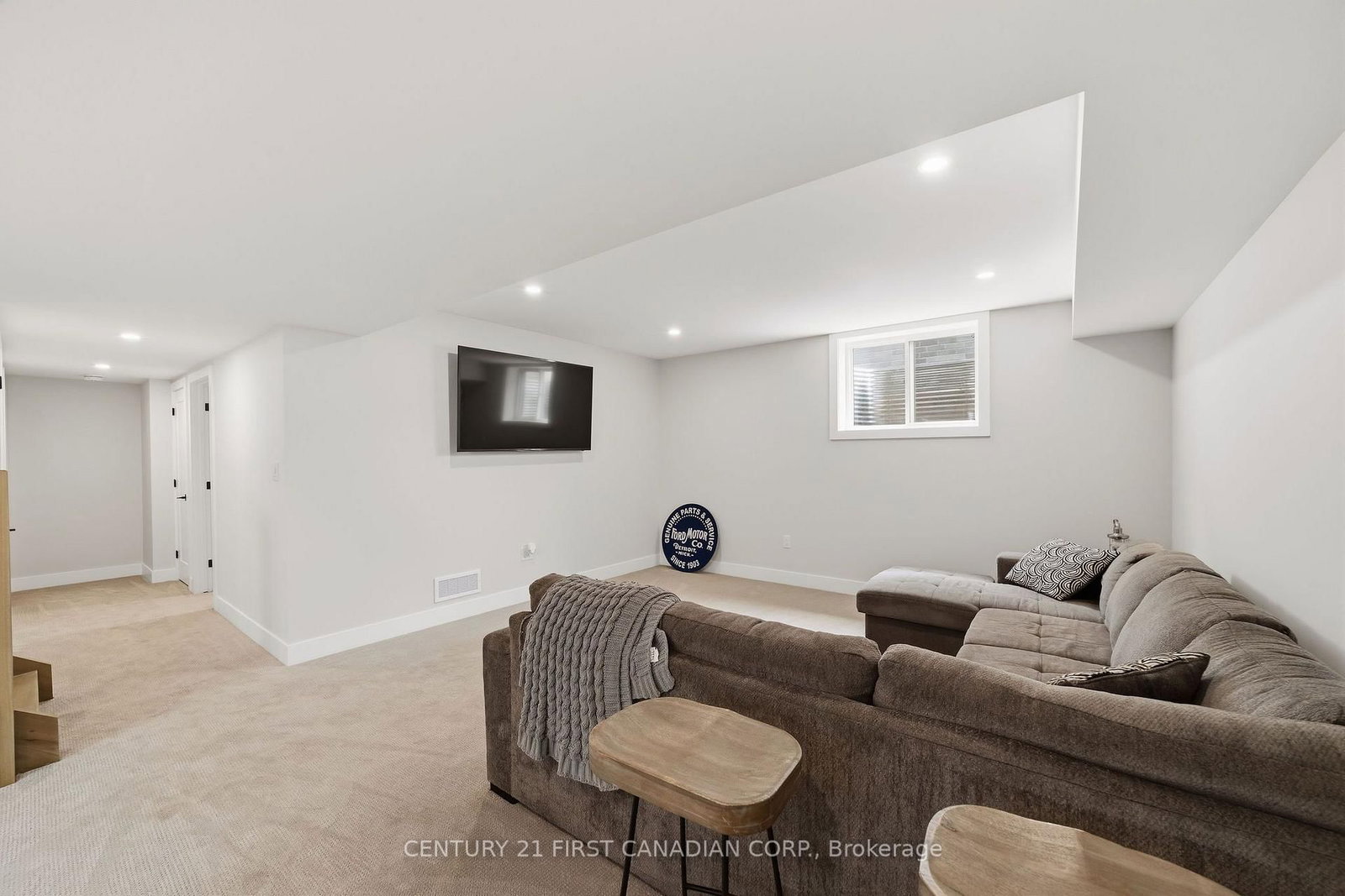 9 SHELDABREN Street • North Middlesex, ON photo 18