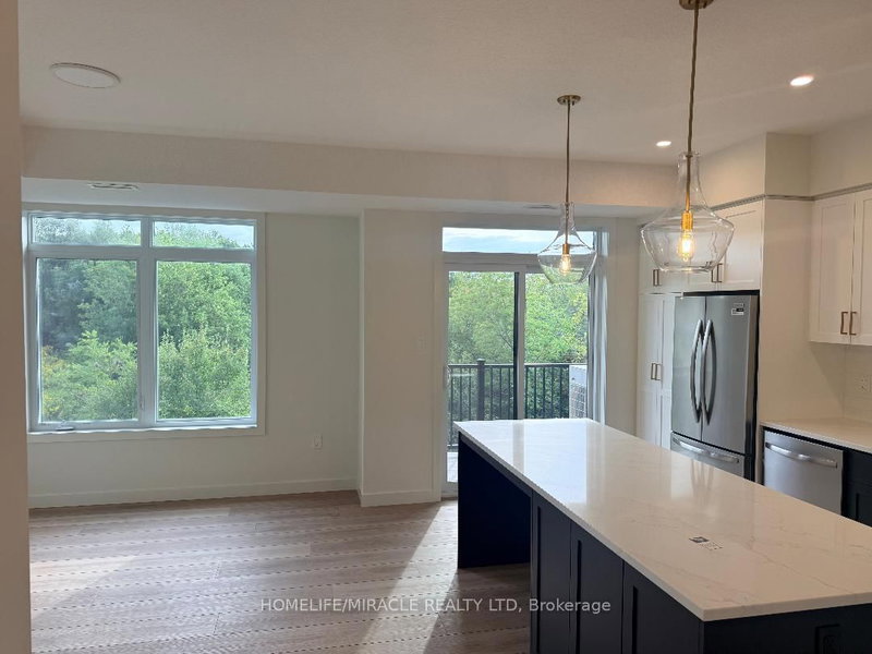 124 - 824 Woolwich Street