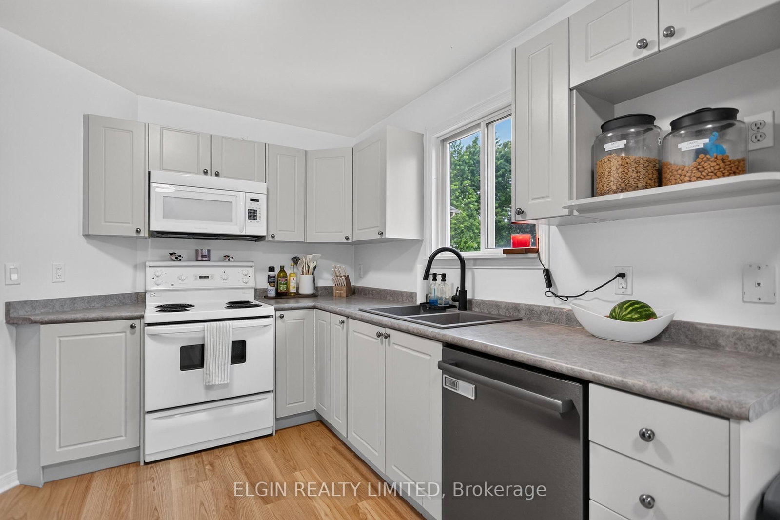27 Cook Crescent • St. Thomas, ON photo 15