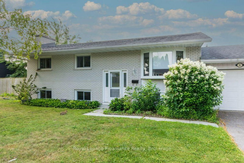 4 O'Neil Crescent