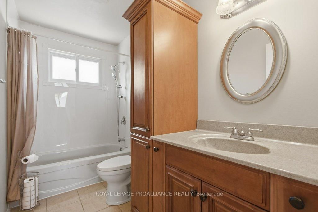 4 O'Neil Crescent • Quinte West, ON photo 17