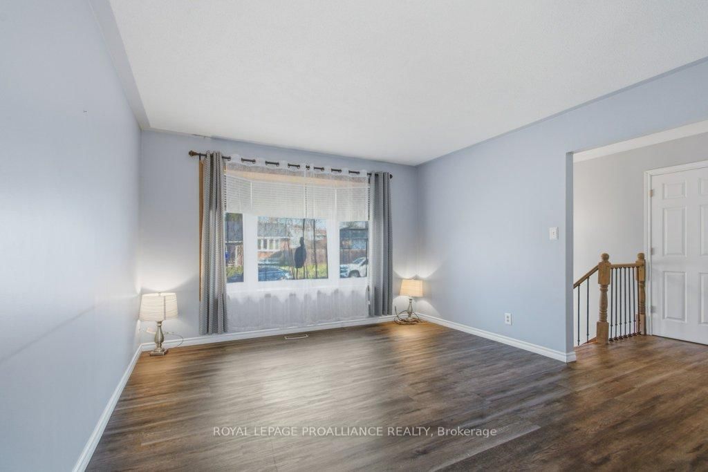 4 O'Neil Crescent • Quinte West, ON photo 6