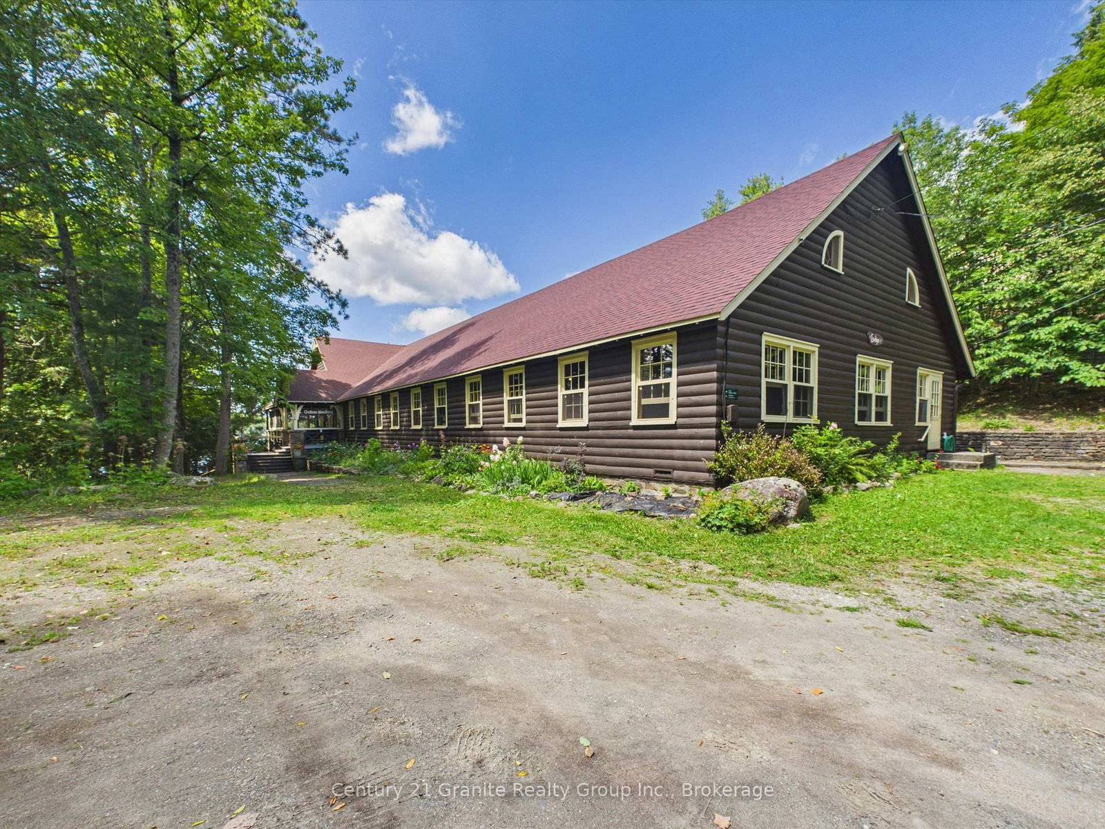 3437 Kashagawigamog Lake Road • Dysart et al, ON photo 23