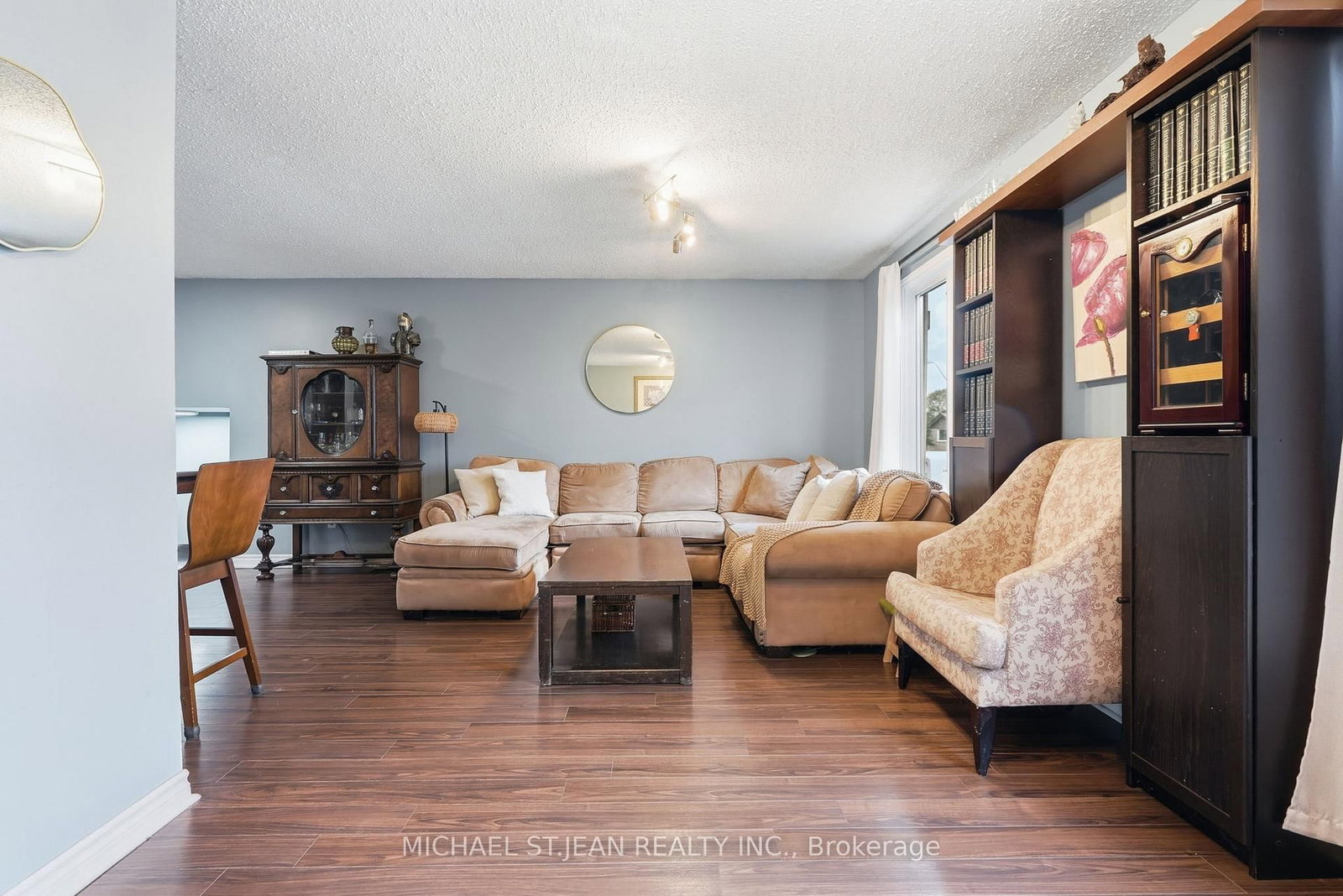 49 Markson Crescent • Hamilton, ON photo 6