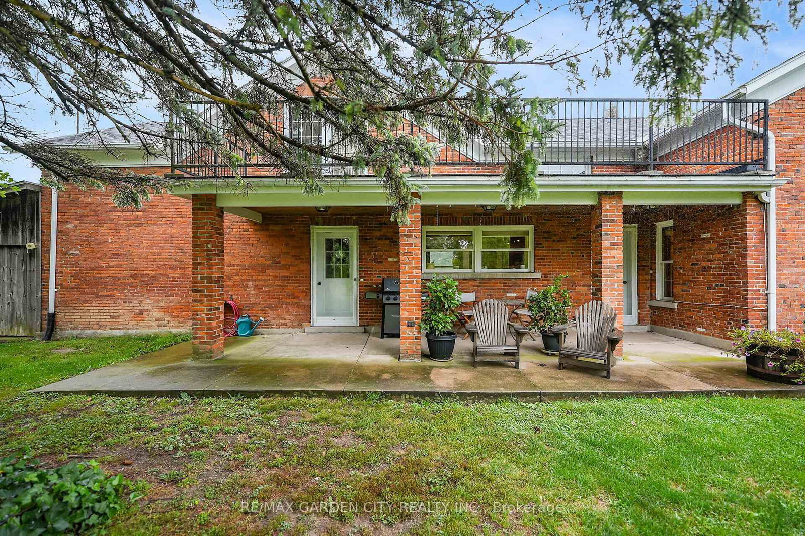 2432 Seburn Road • Thorold, ON photo 10
