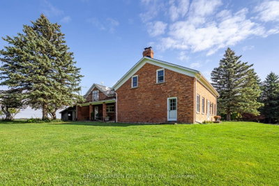 2432 Seburn Road • Thorold, ON photo 8
