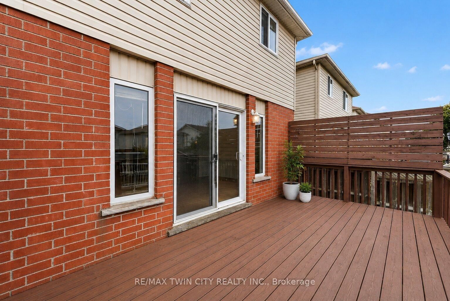 82 BRIDLEWREATH Street • Kitchener, ON photo 24