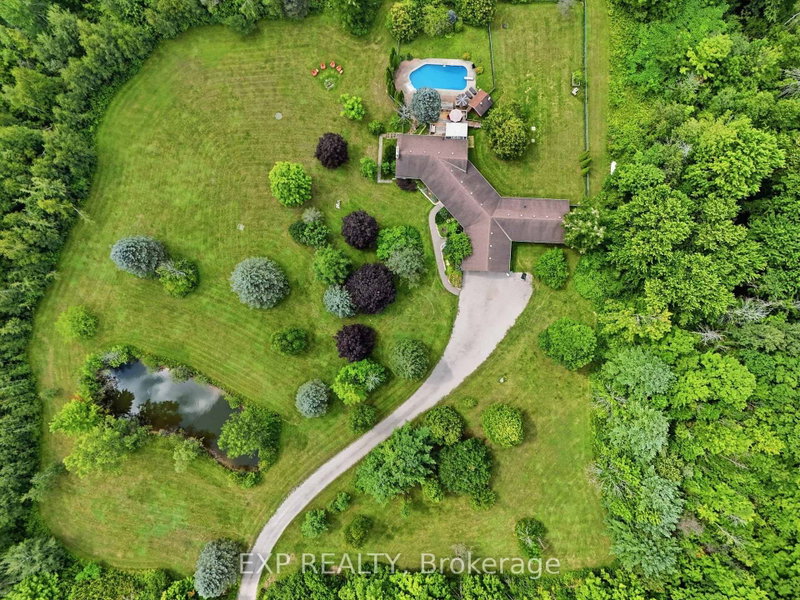 4178 Darkwood Rd photo 5