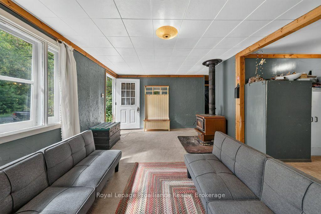 2452 Henderson Road • Barry's Bay, ON photo 15