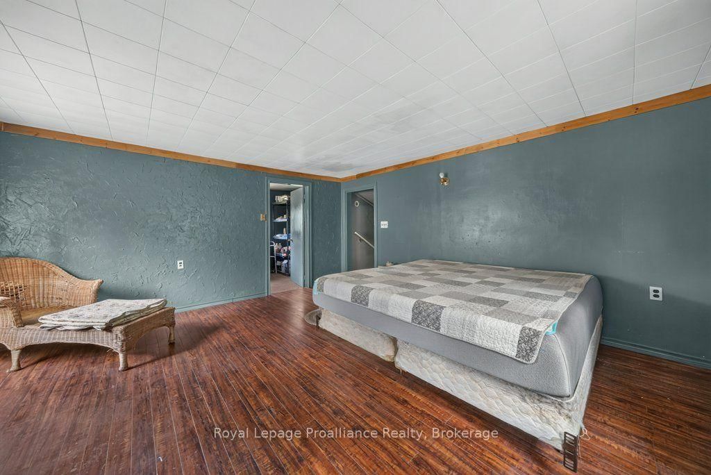 2452 Henderson Road • Barry's Bay, ON photo 31