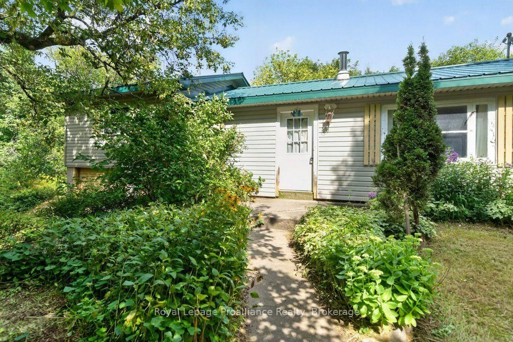 2452 Henderson Road • Barry's Bay, ON photo 35