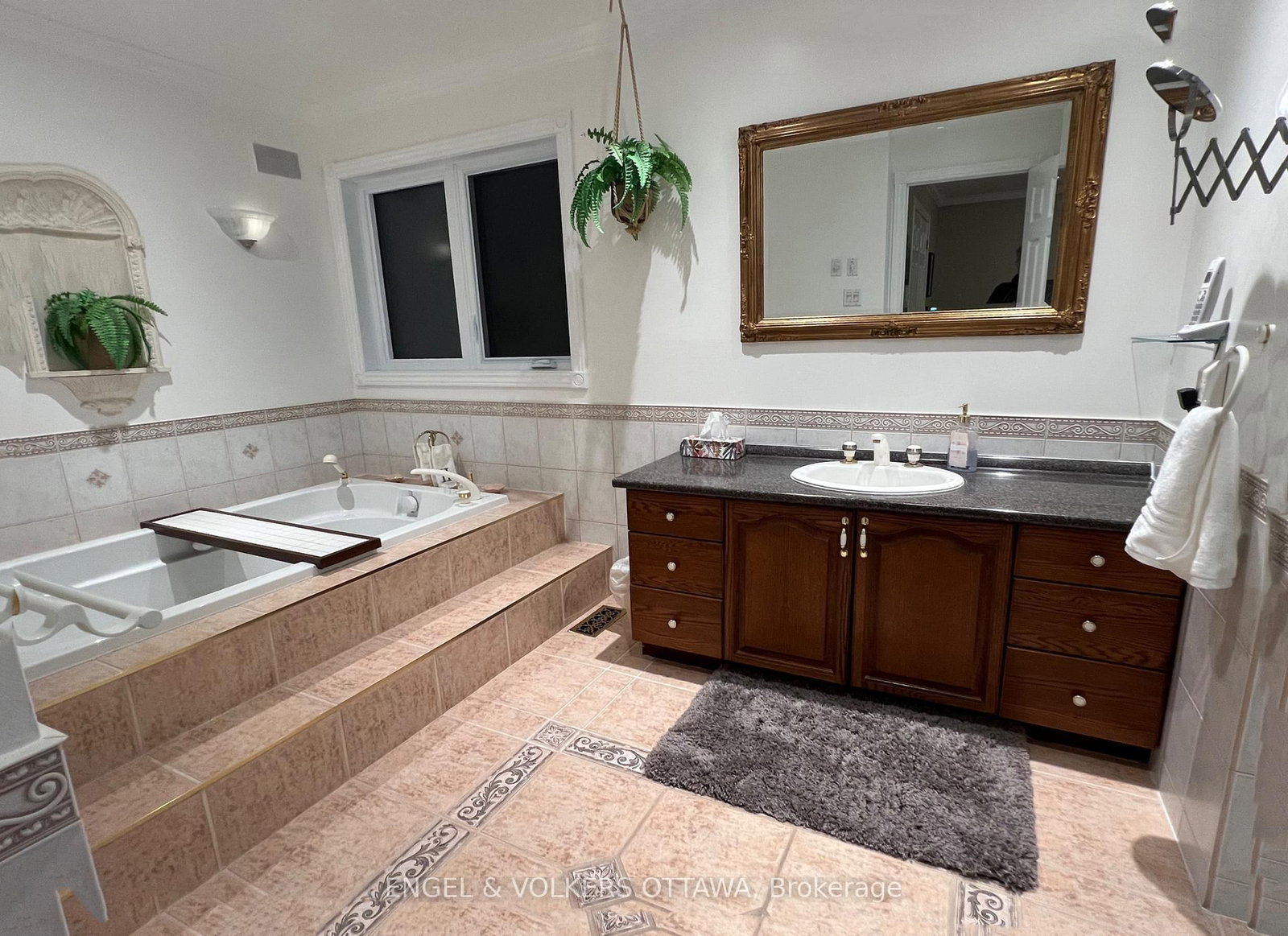 736 Hauteview Crescent • Ottawa, ON photo 16