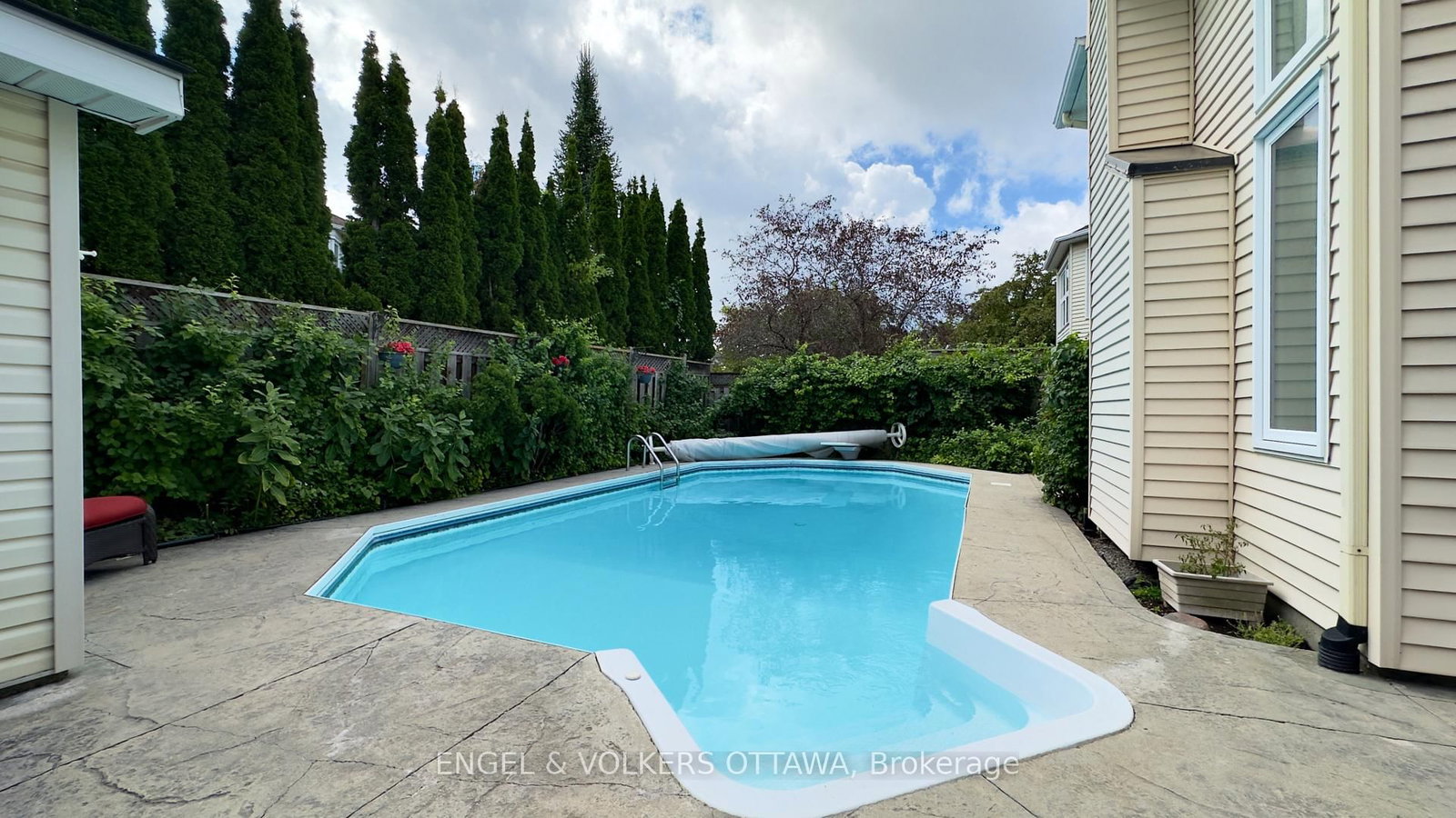 736 Hauteview Crescent • Ottawa, ON photo 26
