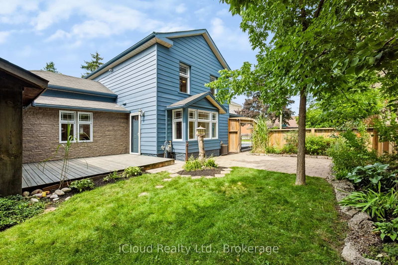 654 Duke St photo 5