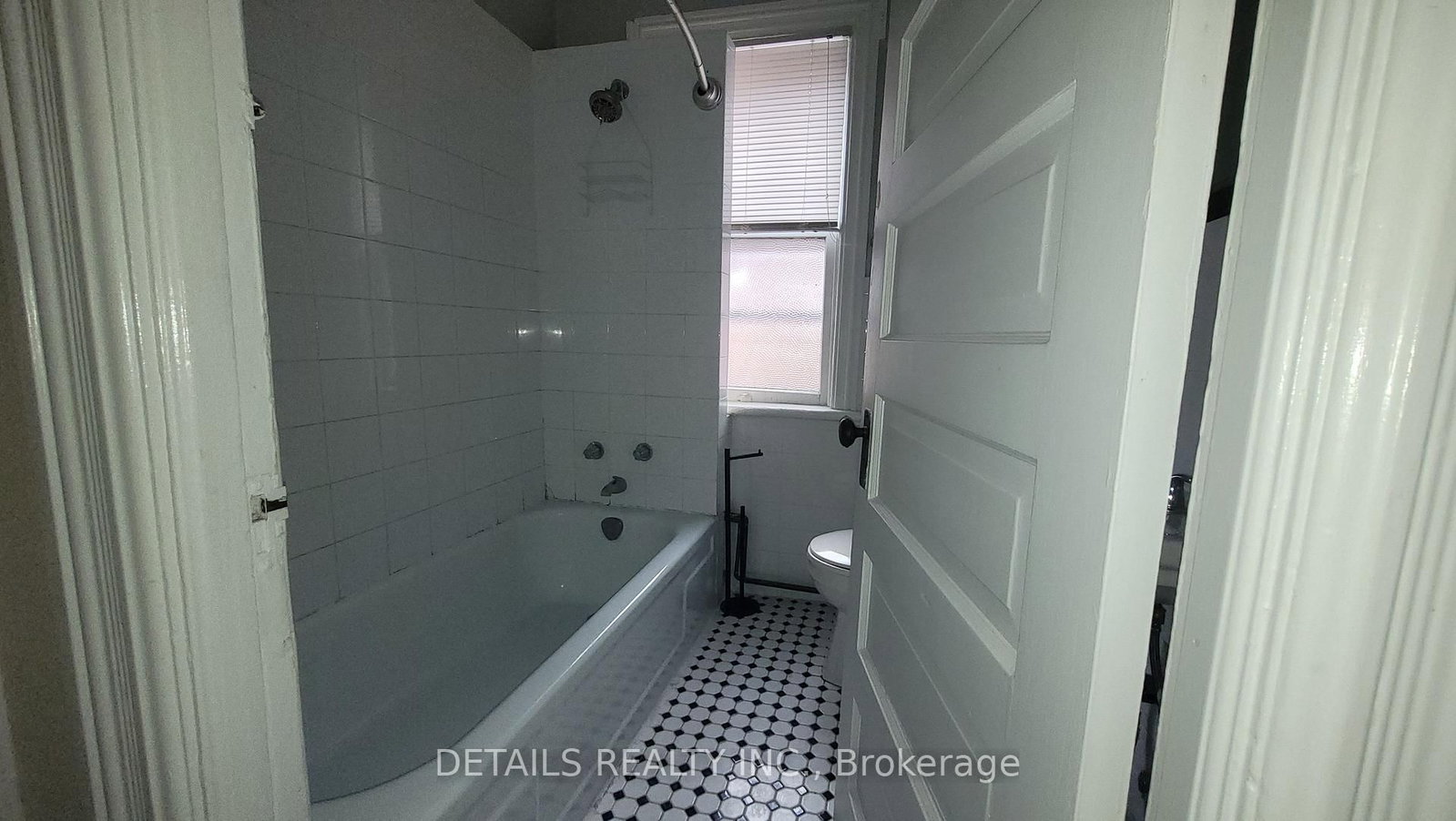 Glebe, Ottawa photo 15