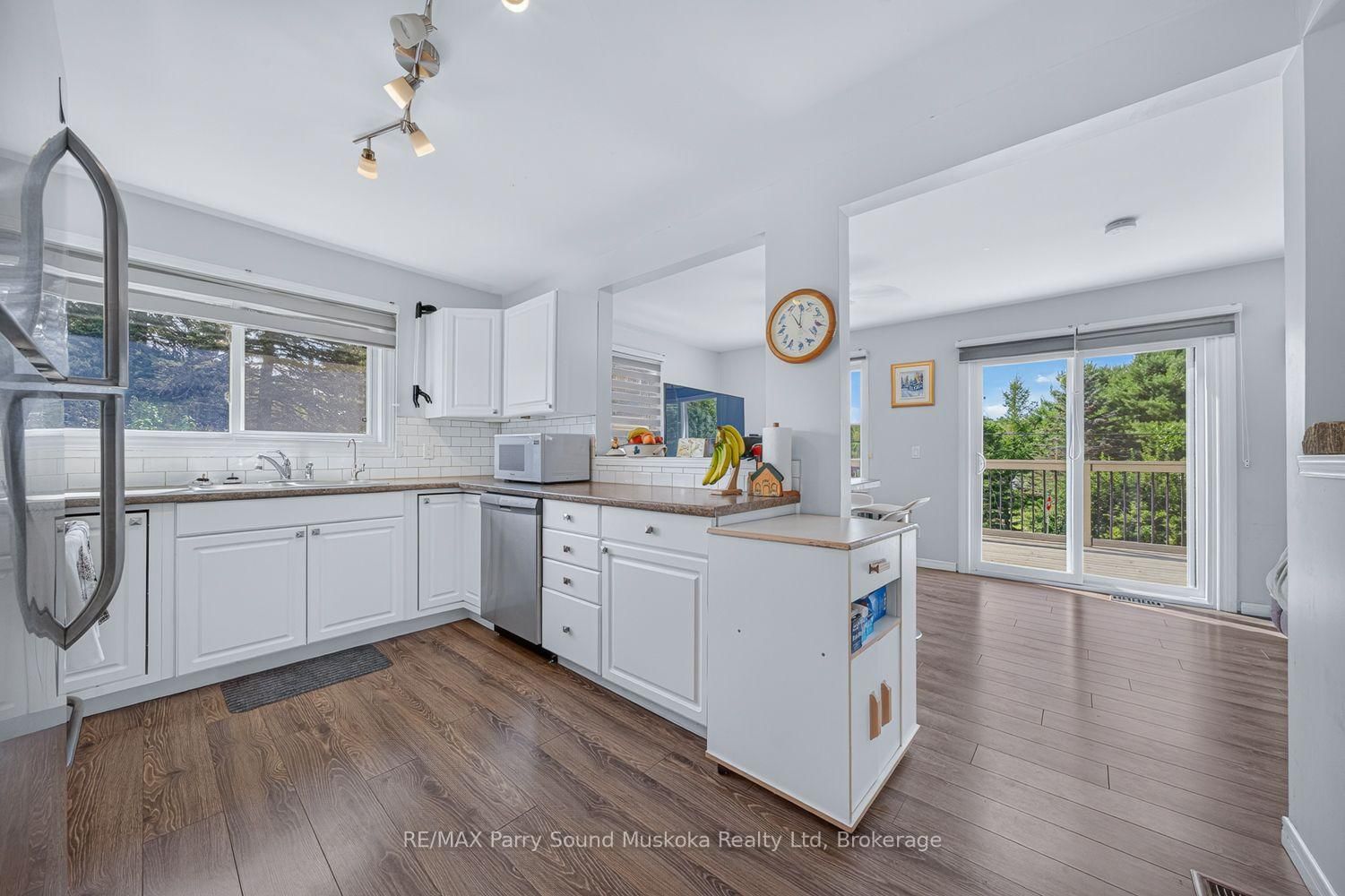 22 Ahmic Street • Magnetawan, ON photo 10