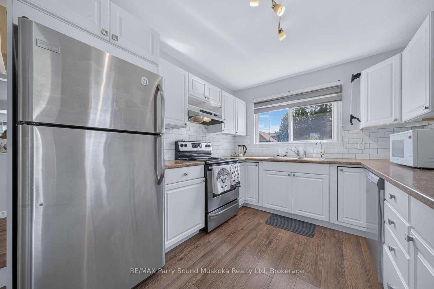22 Ahmic Street • Magnetawan, ON photo 13