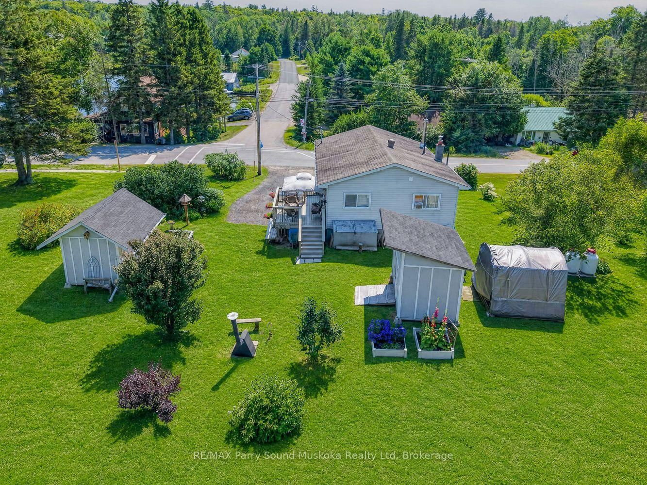 22 Ahmic Street • Magnetawan, ON photo 38