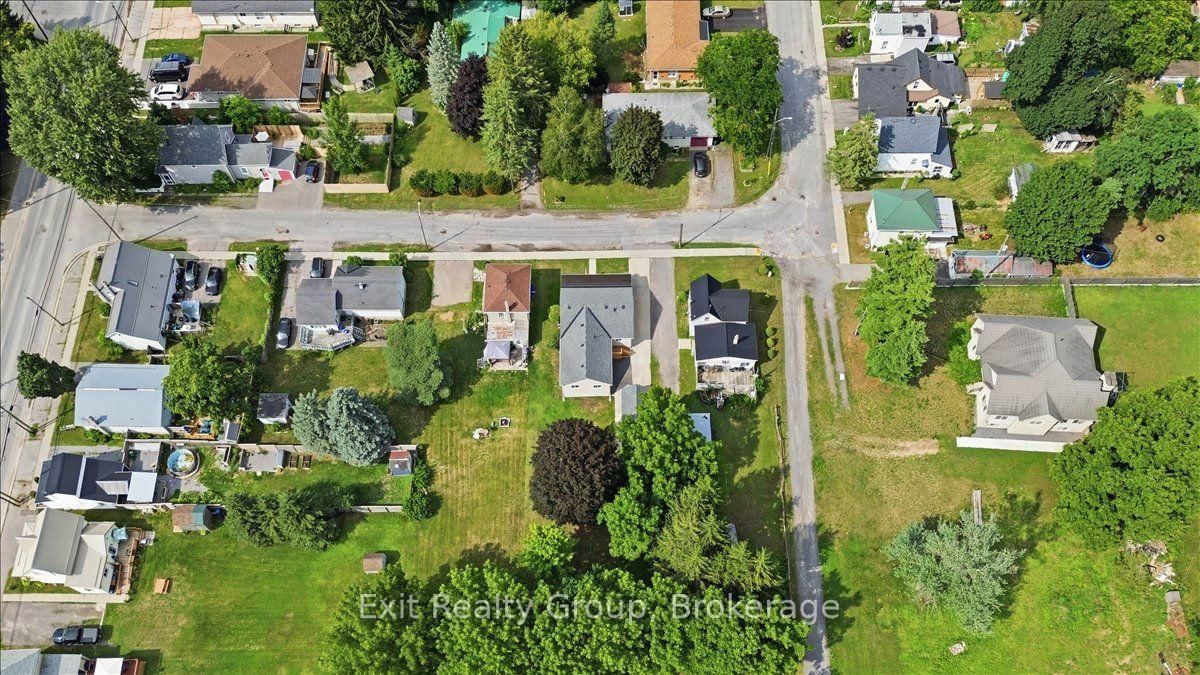 8 Albert Street • Prince Edward County, ON photo 42