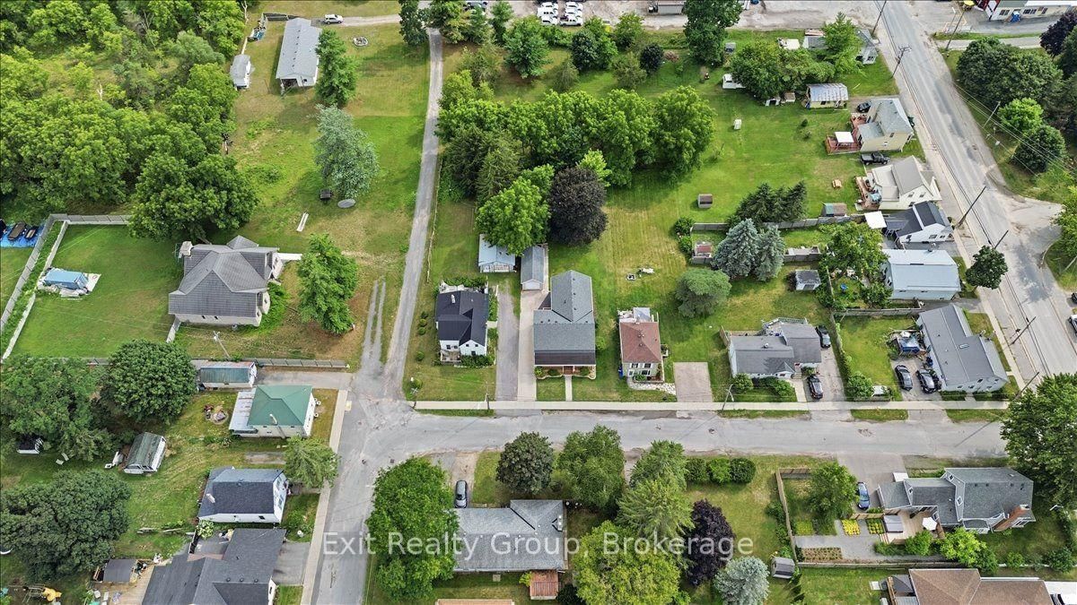 8 Albert Street • Prince Edward County, ON photo 43