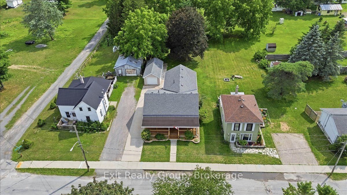 8 Albert Street • Prince Edward County, ON photo 44