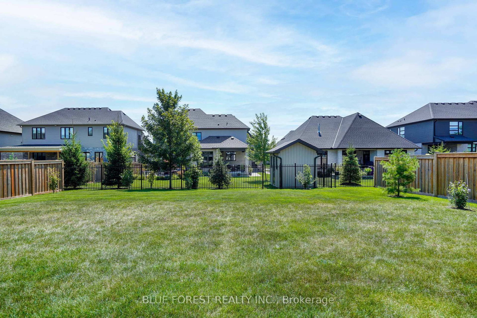 424 Warner Terrace • London North, ON photo 42
