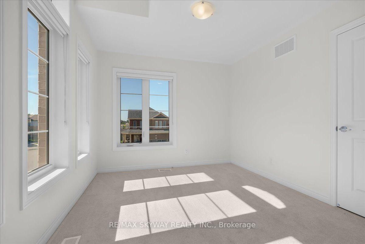 2 Georgina Street • Kitchener, ON photo 36