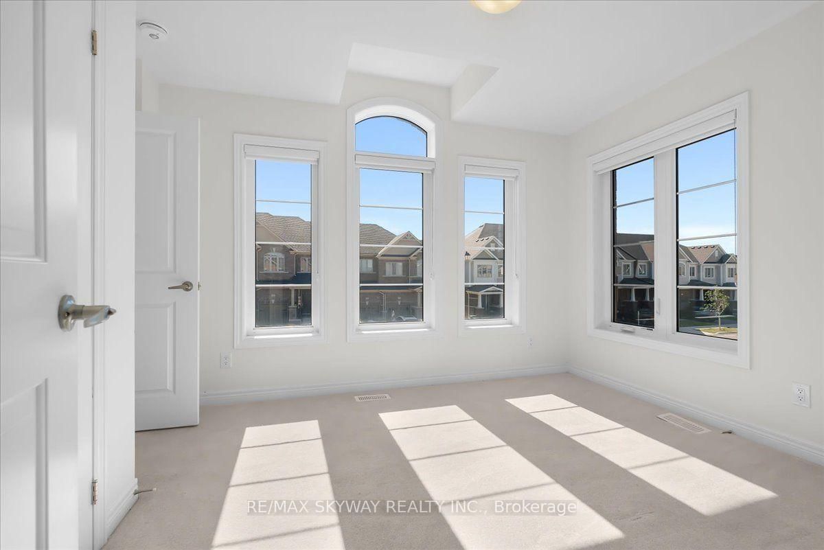 2 Georgina Street • Kitchener, ON photo 38