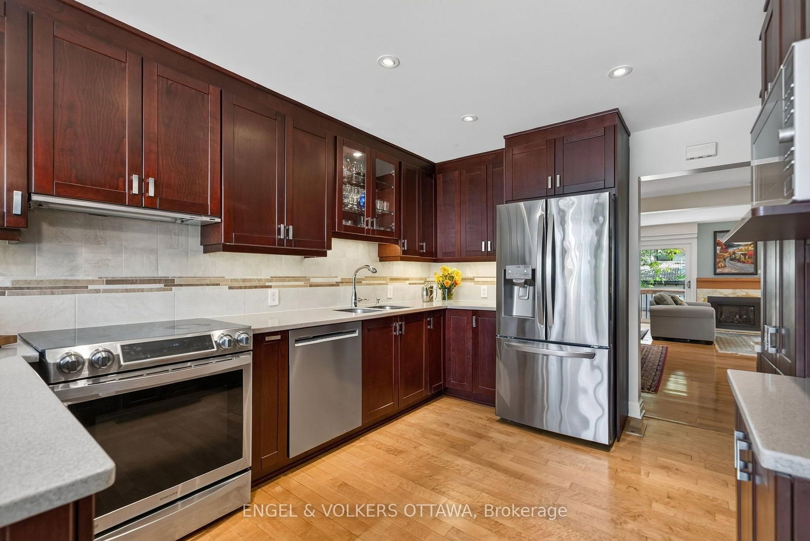 202 Holmwood Avenue • Ottawa, ON photo 14