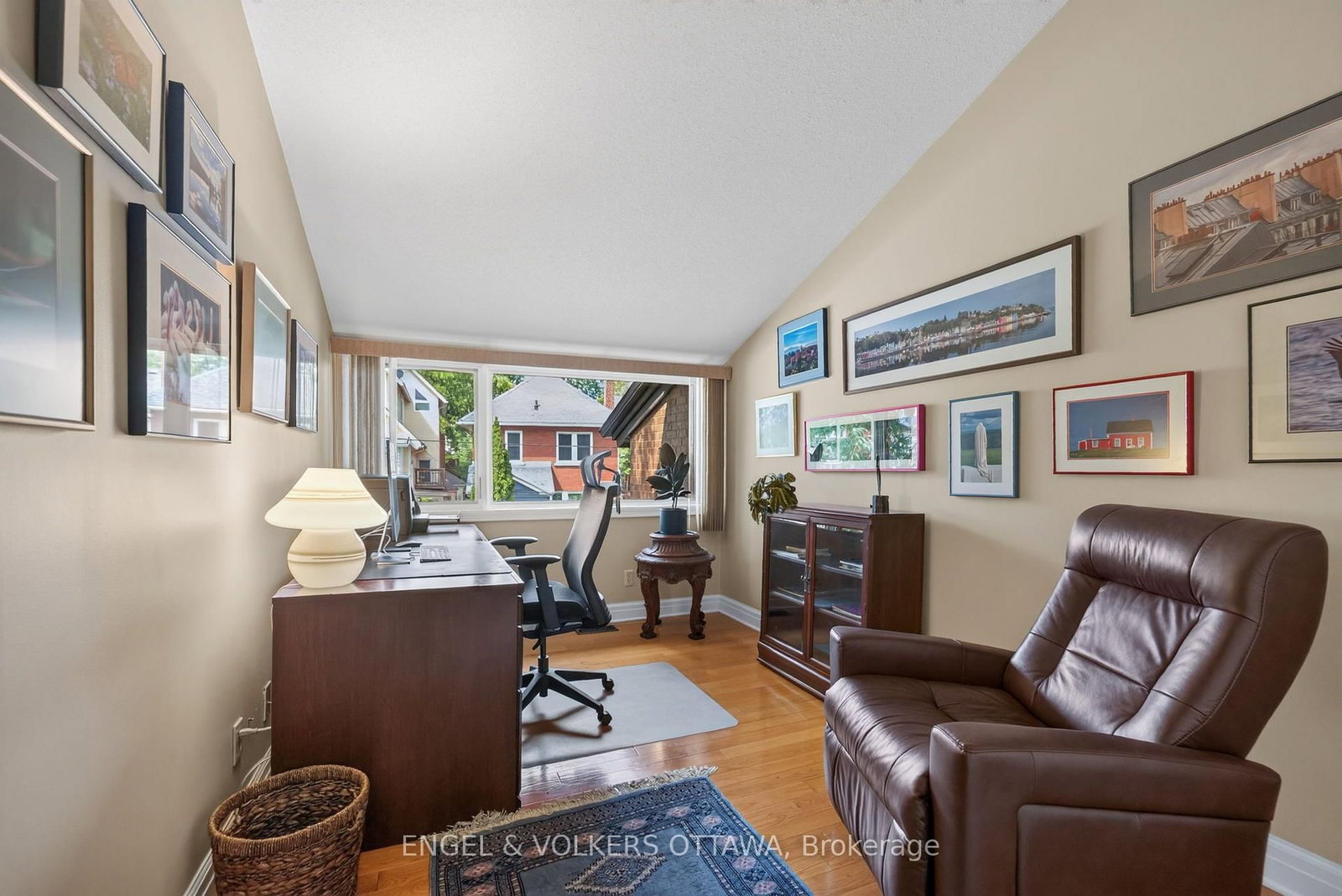 202 Holmwood Avenue • Ottawa, ON photo 19