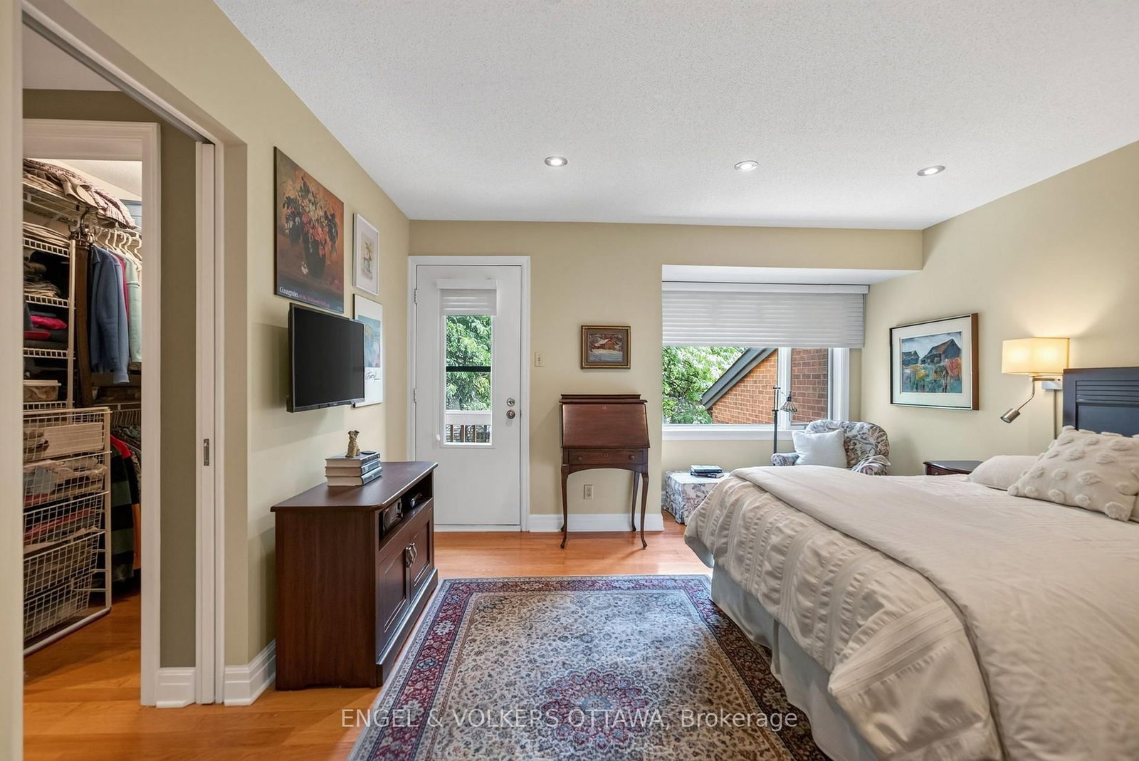 202 Holmwood Avenue • Ottawa, ON photo 21