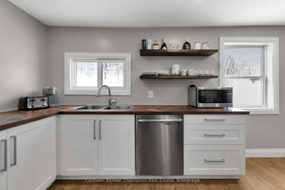 103 Lindgren Road W • Huntsville, ON photo 8
