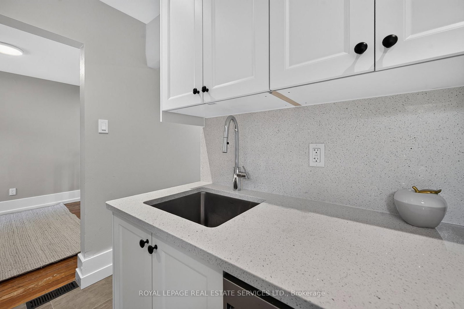 62 Erie Avenue • Hamilton, ON photo 20