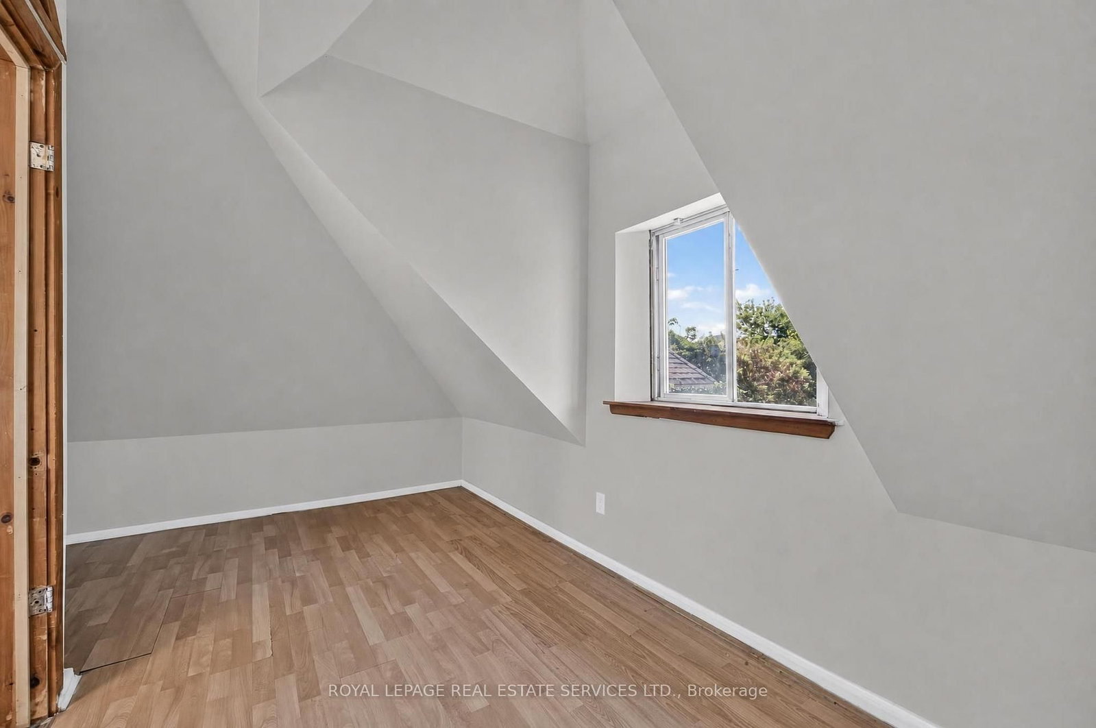 62 Erie Avenue • Hamilton, ON photo 26