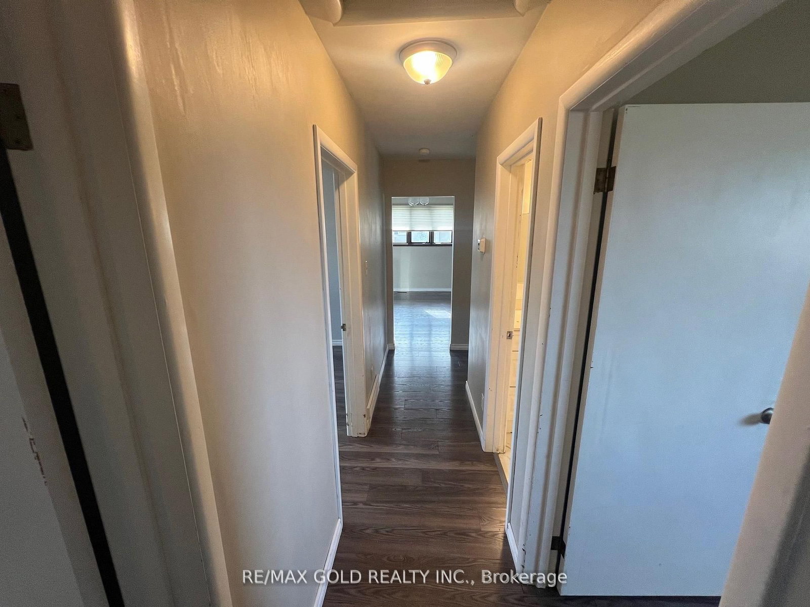 979 Wellington Street • Sarnia, ON photo 5