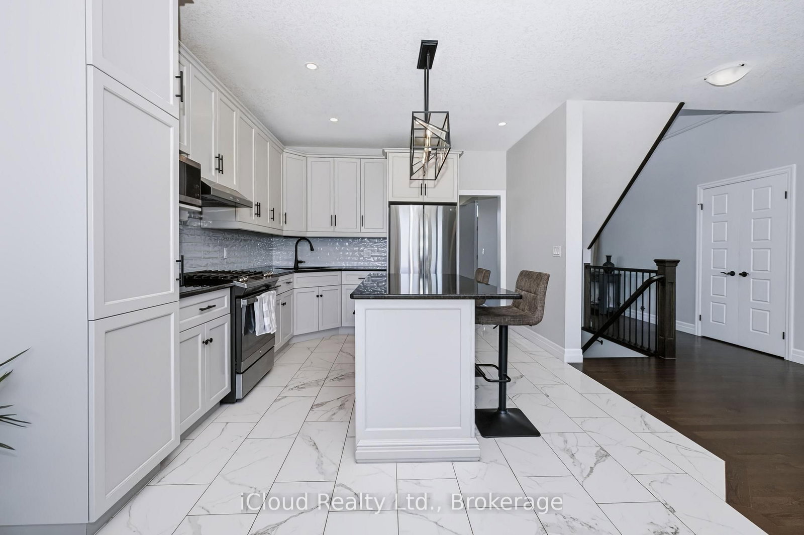 94 Beech Boulevard • Tillsonburg, ON photo 11