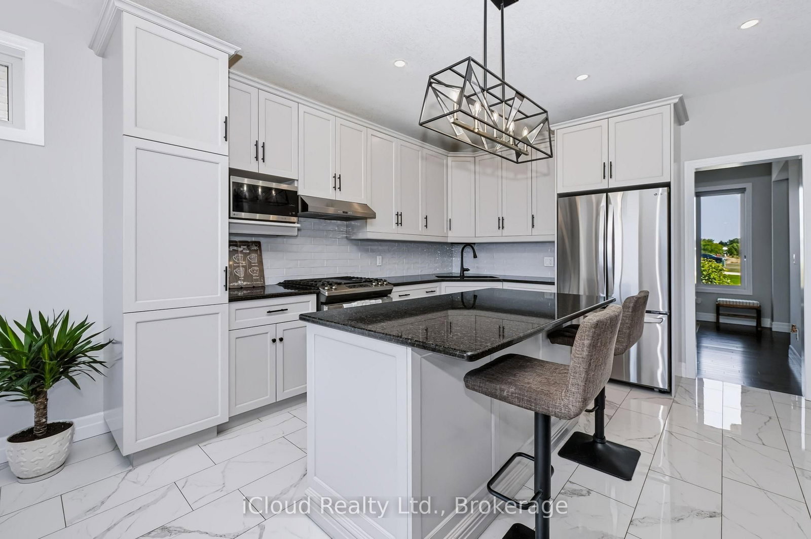 94 Beech Boulevard • Tillsonburg, ON photo 13