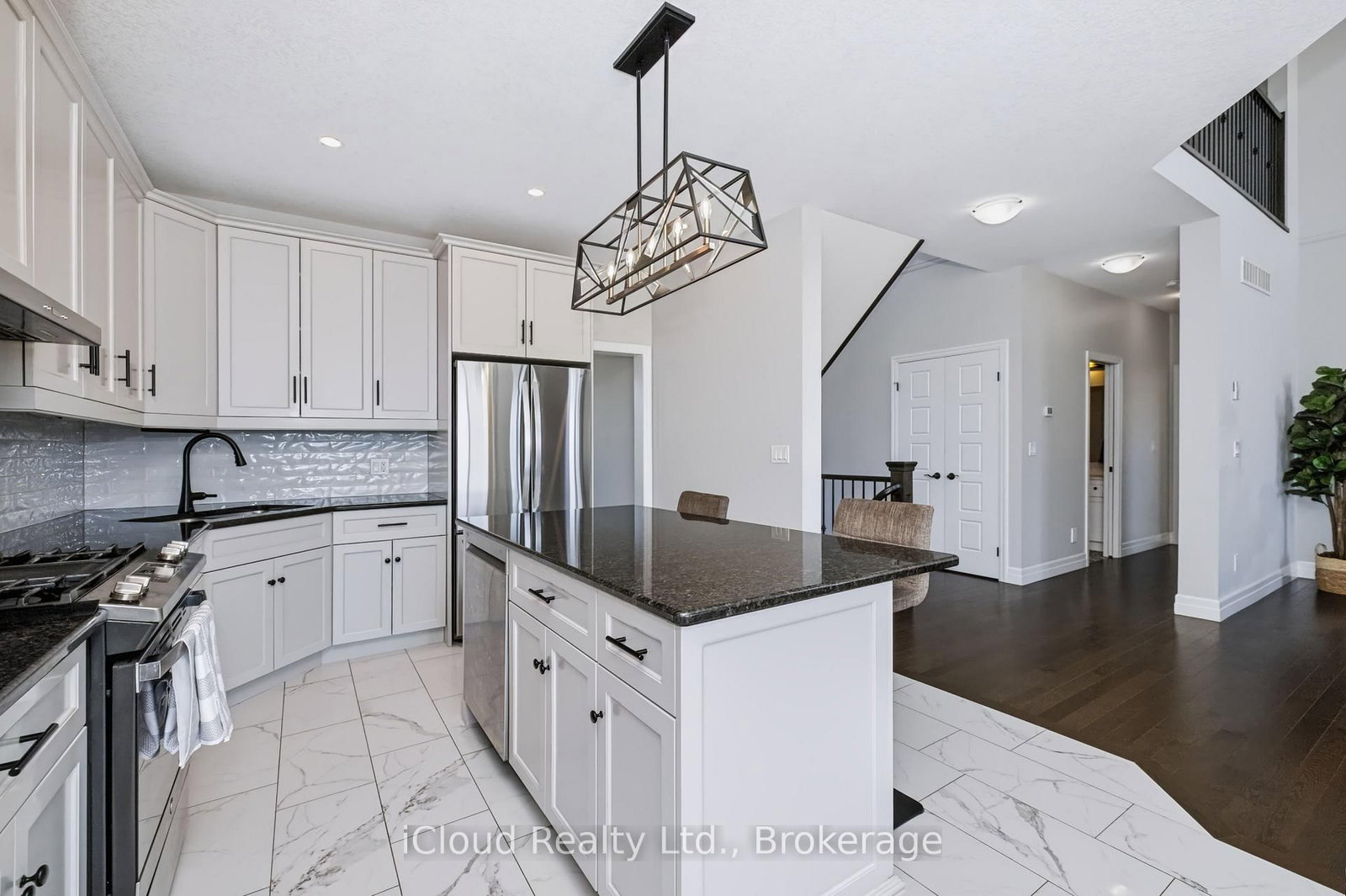 94 Beech Boulevard • Tillsonburg, ON photo 14