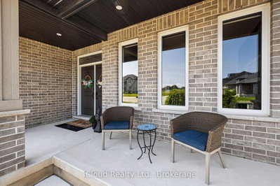 94 Beech Boulevard • Tillsonburg, ON photo 5